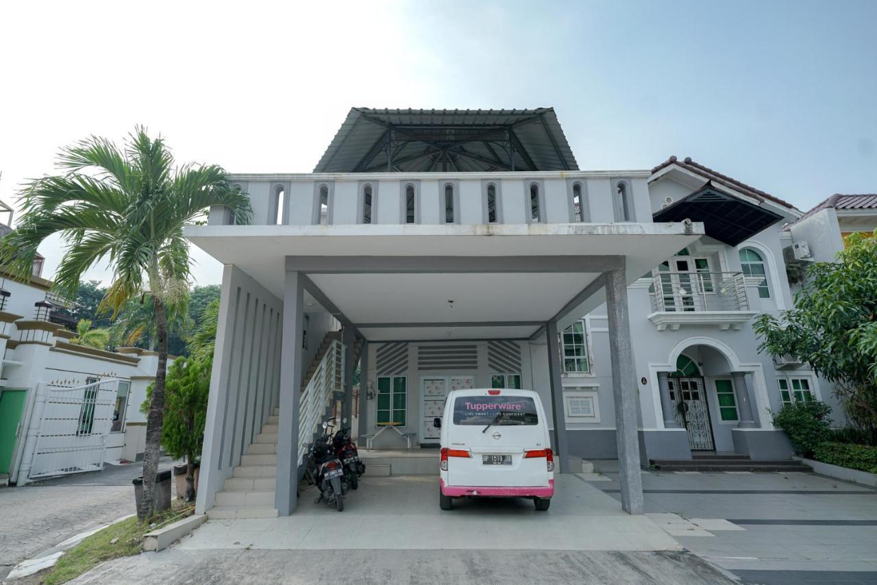 Reddoorz Syariah Near Rs Awal Bros Batam Hotel Nagoya Exterior photo